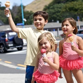 Three children holding ice creams at the mount